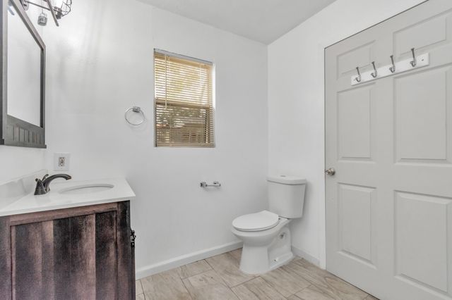 602 Everett Street, Conroe, TX 77301
