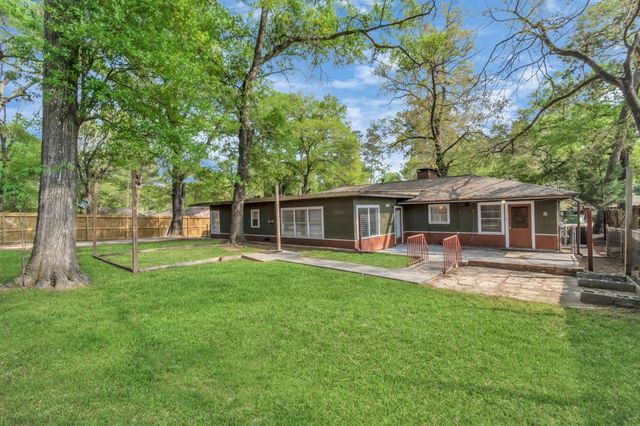 602 Everett Street, Conroe, TX 77301