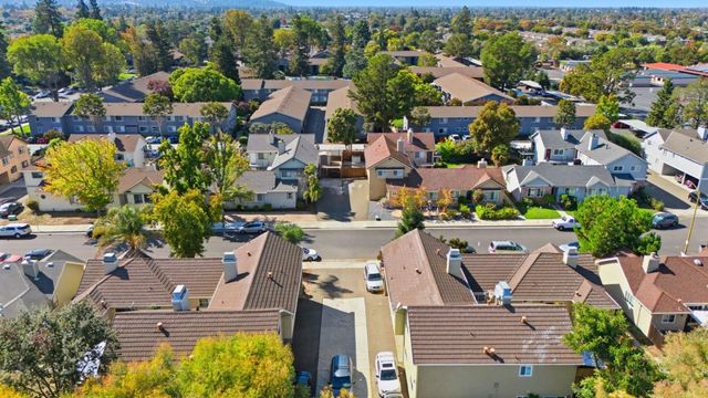 4970 Cherry Avenue 211, San Jose, CA 95118
