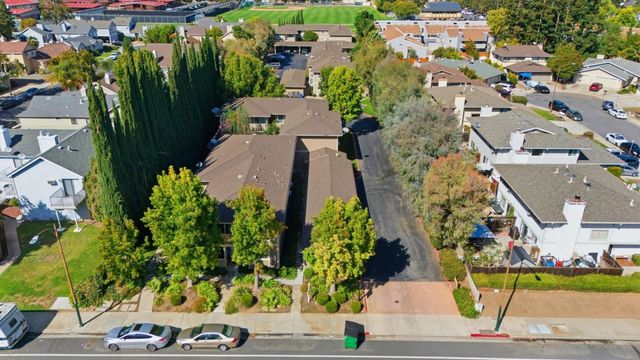 4970 Cherry Avenue 211, San Jose, CA 95118