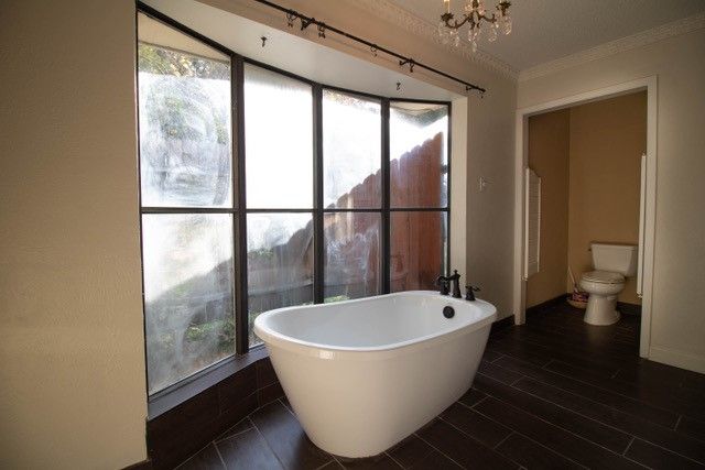 6108 Ed Coady Road, Edgecliff Village, TX 76134