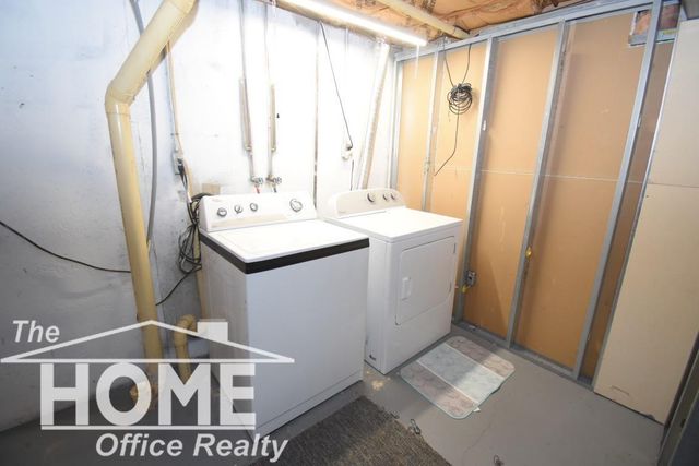 205 E Rolfe Street, Perry, MI 48872