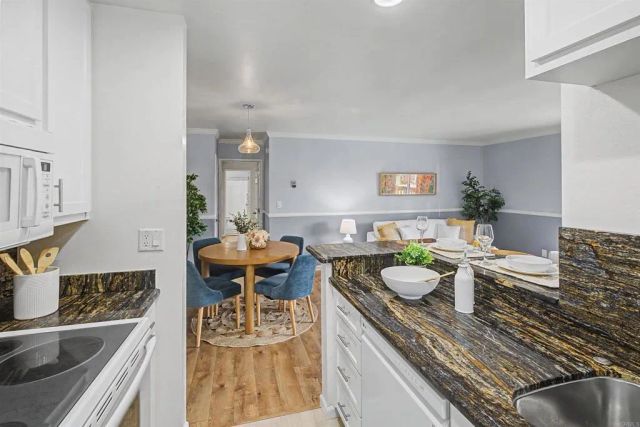 6410 Bell Bluff Avenue, San Diego, CA 92119