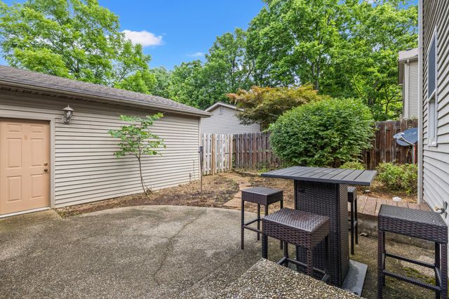 377 Church Street, Versailles, KY 40383