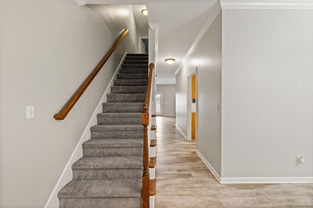 377 Church Street, Versailles, KY 40383