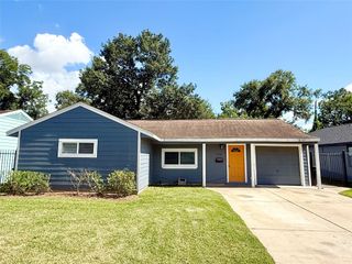 5946 Southmont Street, Houston, TX 77033