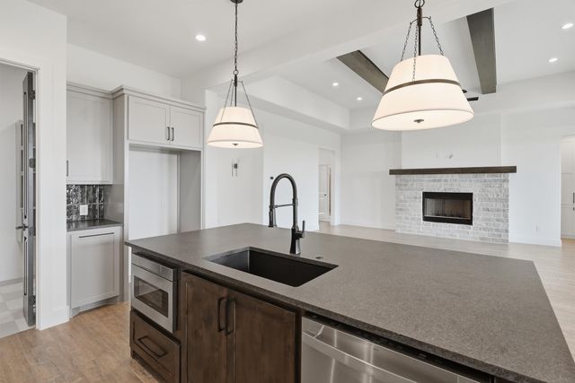 6132 County Road 1229, Godley, TX 76044