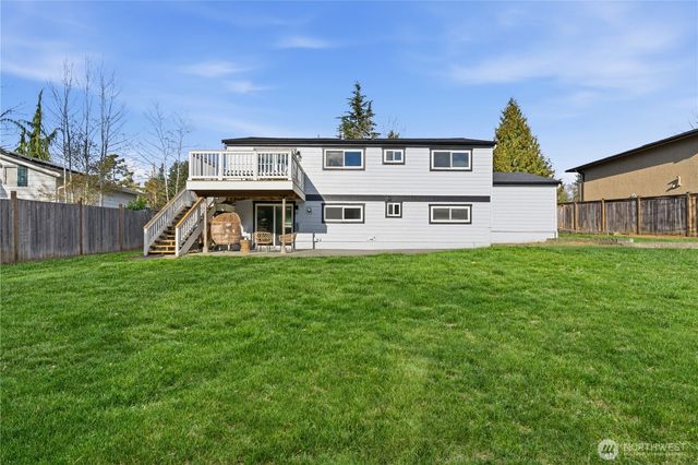 7475 NE 146th St, Kenmore, WA 98028