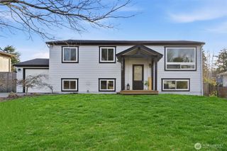 7475 NE 146th St, Kenmore, WA 98028