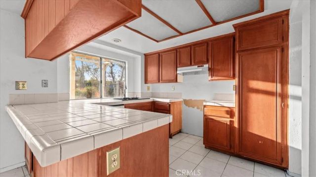 1369 Cresta Road, Corona, CA 92879