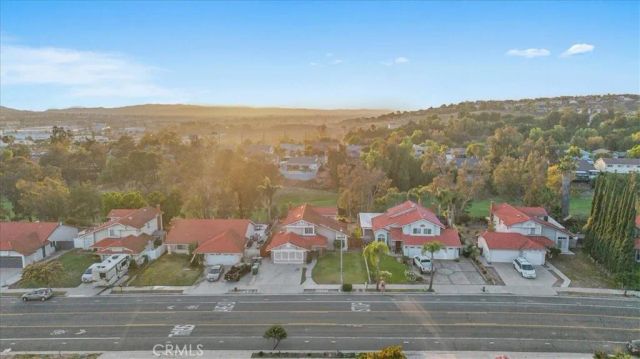 1369 Cresta Road, Corona, CA 92879