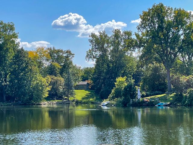 3880 N Big Spring Drive SW, Grandville, MI 49418