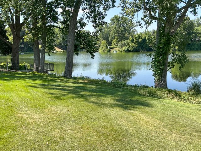 3880 N Big Spring Drive SW, Grandville, MI 49418