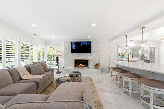 649 Morris Way, Sacramento, CA 95864