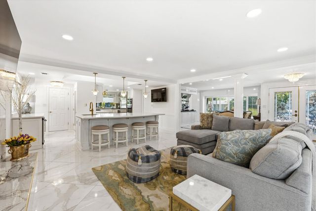 649 Morris Way, Sacramento, CA 95864