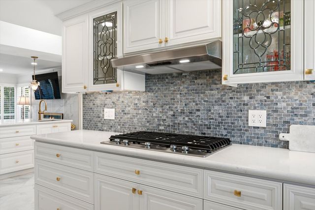 649 Morris Way, Sacramento, CA 95864