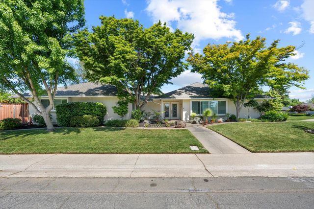 649 Morris Way, Sacramento, CA 95864