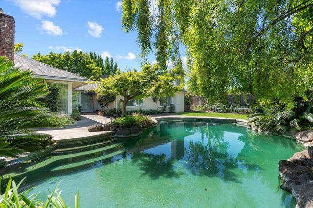 649 Morris Way, Sacramento, CA 95864