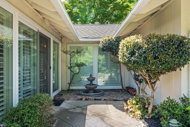 649 Morris Way, Sacramento, CA 95864