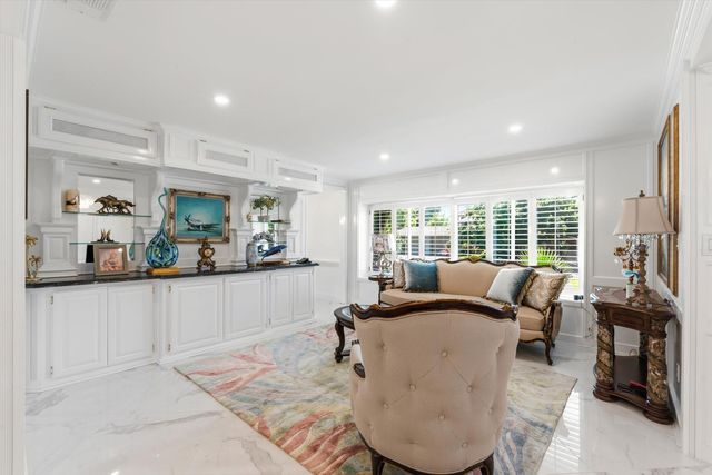649 Morris Way, Sacramento, CA 95864