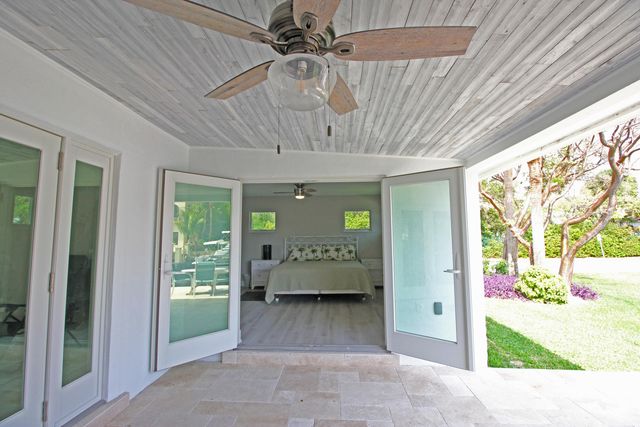 106 Periwinkle Drive, Hypoluxo, FL 33462