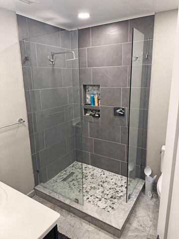 106 Periwinkle Drive, Hypoluxo, FL 33462