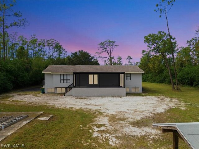 360 Desoto BLVD S, Naples, FL 34117