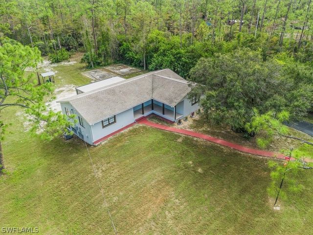 360 Desoto BLVD S, Naples, FL 34117