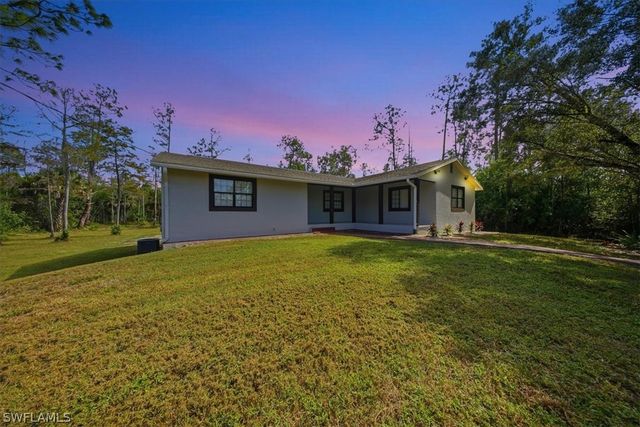 360 Desoto BLVD S, Naples, FL 34117