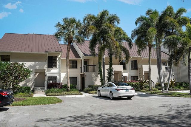 6403 SE Brandywine Court 223, Stuart, FL 34997
