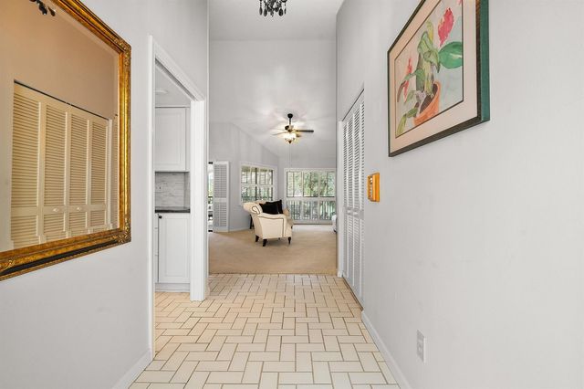 6403 SE Brandywine Court 223, Stuart, FL 34997