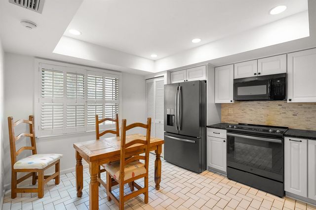 6403 SE Brandywine Court 223, Stuart, FL 34997