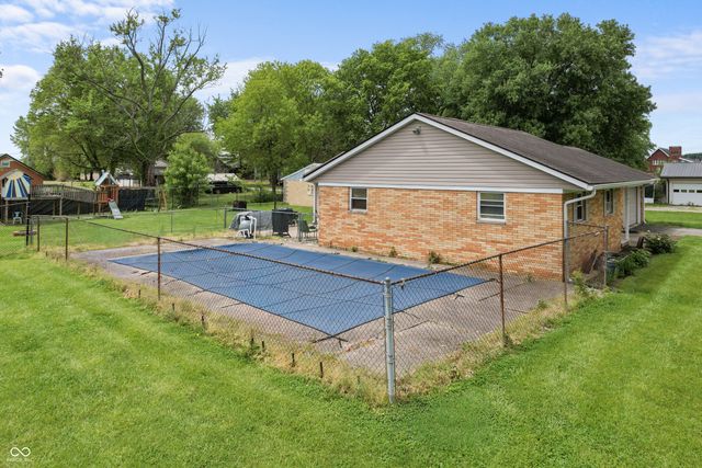 3465 W Smithland Freedom Street, Shelbyville, IN 46176