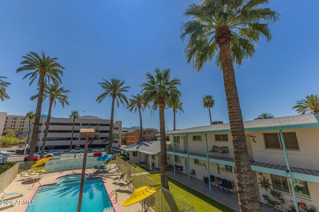 420 W EARLL Drive 1, Phoenix, AZ 85013