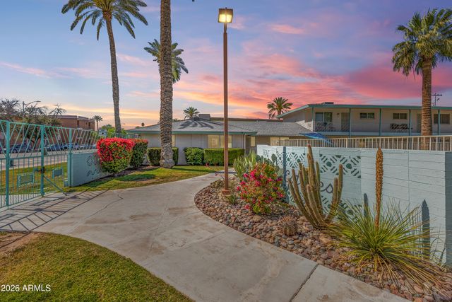 420 W EARLL Drive 1, Phoenix, AZ 85013