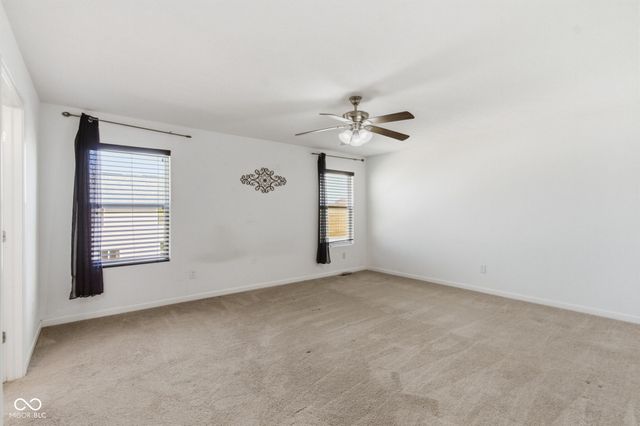 5760 White Pine Road, Whitestown, IN 46075