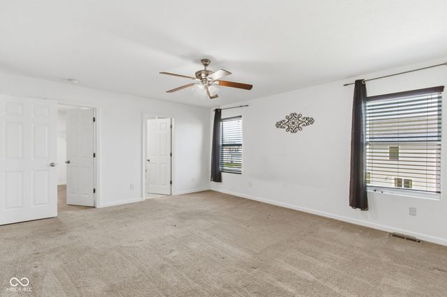 5760 White Pine Road, Whitestown, IN 46075