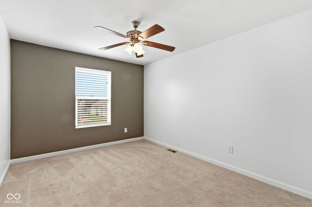 5760 White Pine Road, Whitestown, IN 46075