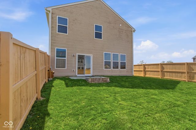 5760 White Pine Road, Whitestown, IN 46075