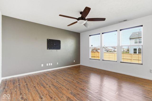 5760 White Pine Road, Whitestown, IN 46075