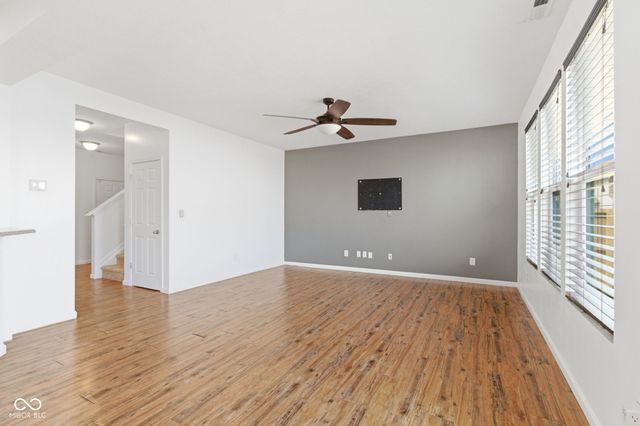 5760 White Pine Road, Whitestown, IN 46075