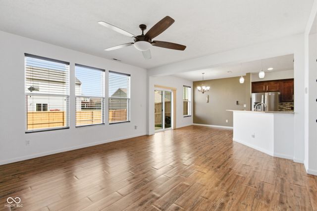 5760 White Pine Road, Whitestown, IN 46075