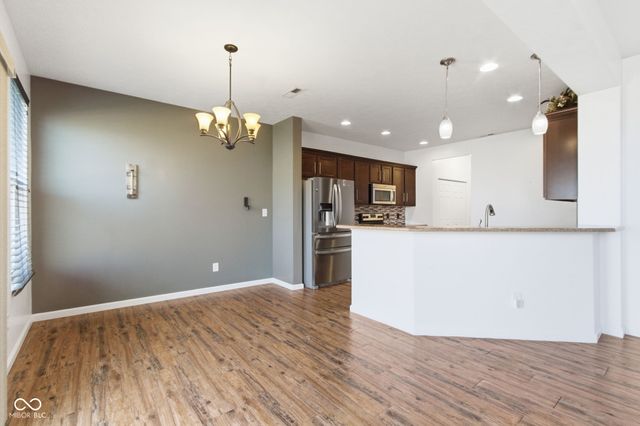 5760 White Pine Road, Whitestown, IN 46075