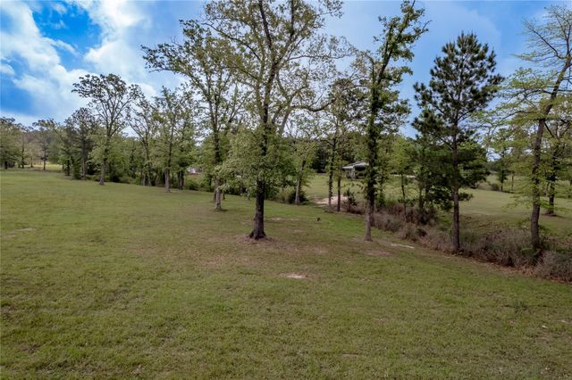 185 Dogwood Hill Trail, Groveton, TX 75845