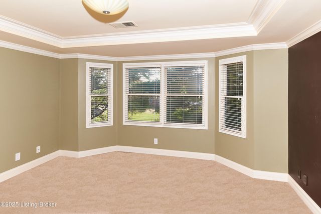 3624 Hurstbourne Ridge Blvd, Louisville, KY 40299