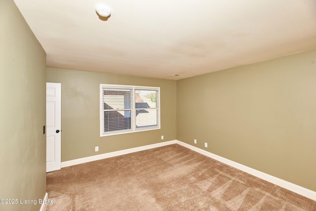 3624 Hurstbourne Ridge Blvd, Louisville, KY 40299