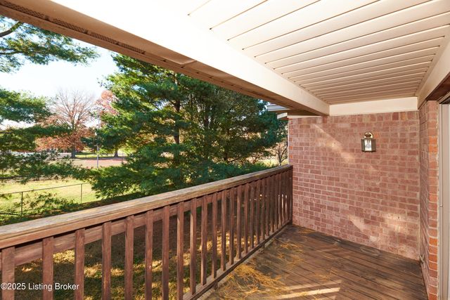 3624 Hurstbourne Ridge Blvd, Louisville, KY 40299