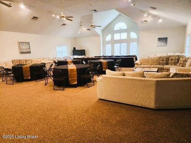 3624 Hurstbourne Ridge Blvd, Louisville, KY 40299