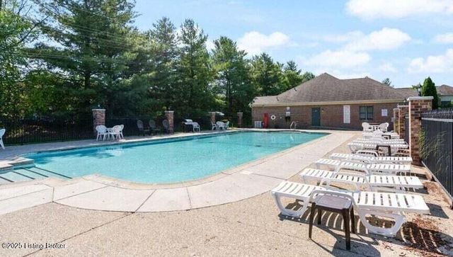 3624 Hurstbourne Ridge Blvd, Louisville, KY 40299