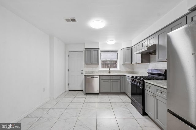 732 DICKINSON ST, Philadelphia, PA 19147
